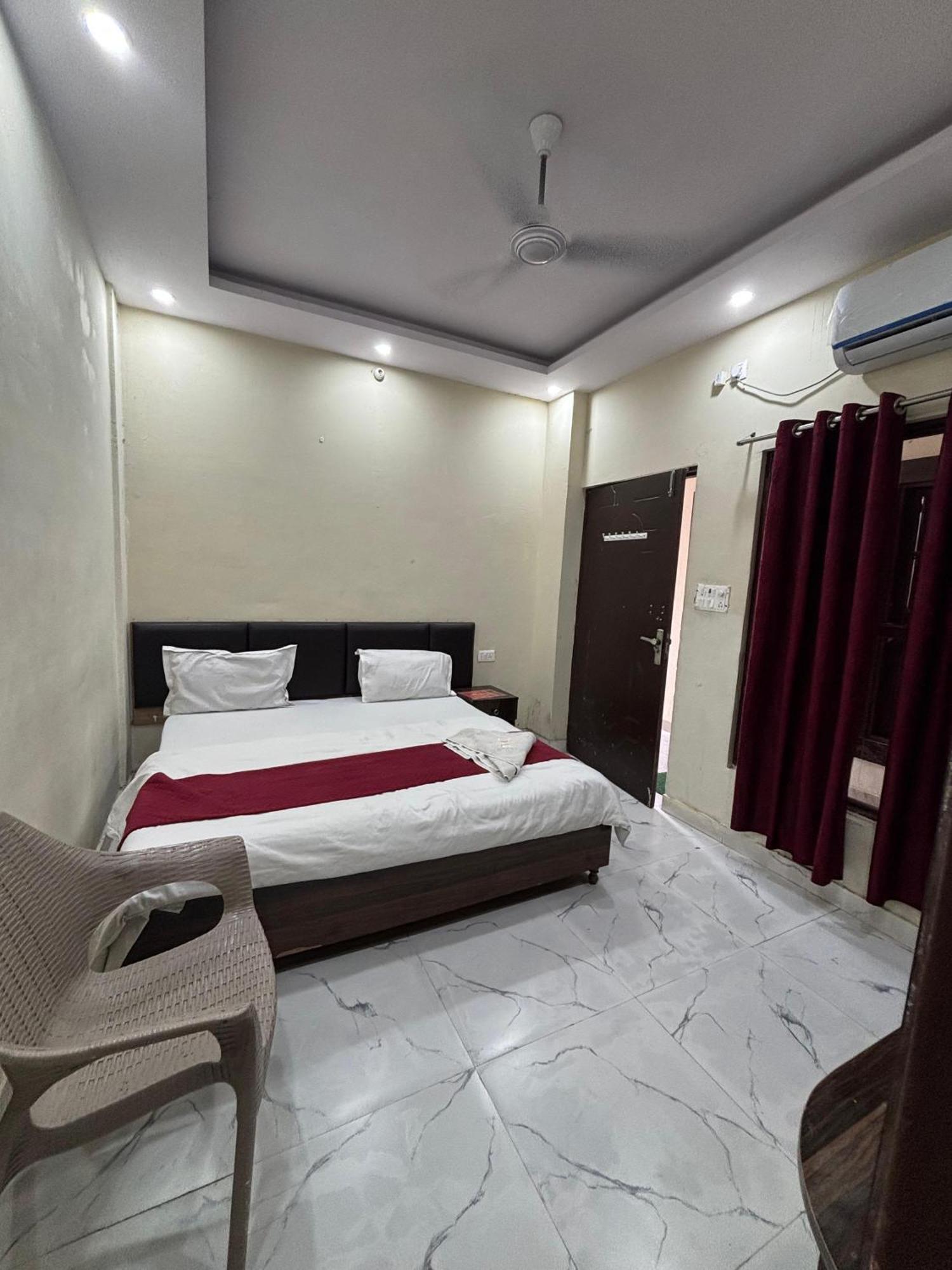 Hotel Aarti Darshan Haridwār Exterior photo